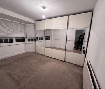 5 bedroom terraced house to rent - Photo 4