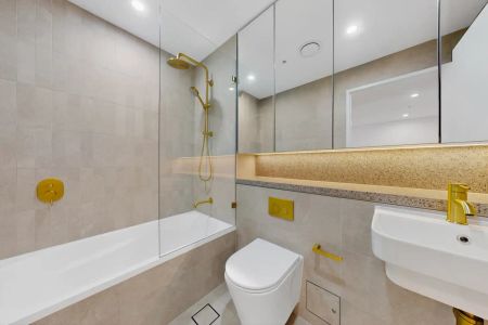 “Brand New Three Bedroom with Carspace Next to Metro Station” - Photo 3