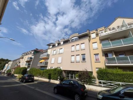 Location Appartement 1 pièces 27 m2 à Champs-sur-Marne - Photo 2