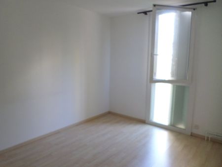 Location Appartement 4 pièces 90m² MONTPELLIER 34070 - Photo 4