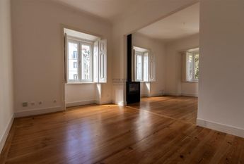 Apartamento T4 em Lisboa