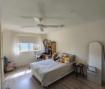 Castle Hill - Photo 1