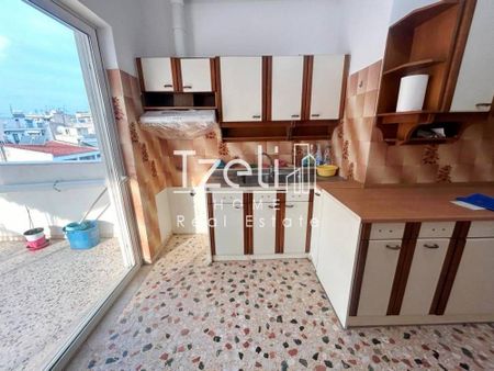 Διαμέρισμα για ενοικίαση Τζιτζιφιές (Καλλιθέα) - Φωτογραφία 3