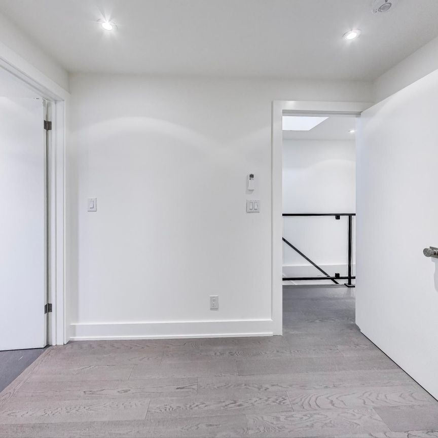 For Lease - 2549 Yonge Street Unit# 2nd, Toronto, Ontario - Photo 1