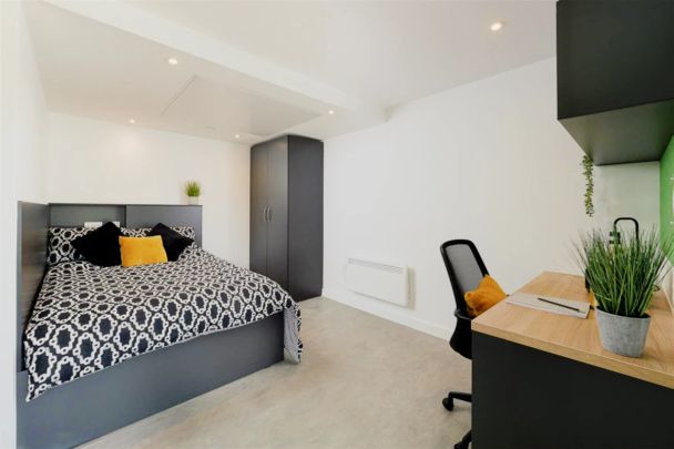 Bedford - Studio Style D01 - Photo 1