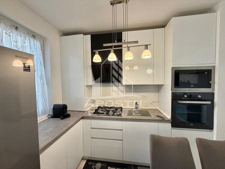 Apartament cu 2 camere, de inchiriat, loc de parcare, Giroc - Fotografie 5