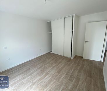 Location Appartement 2 pièces 43m² JOUE LES TOURS 37300 - Photo 2