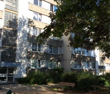 Hier lässt es sich aushalten: weitläufige 3-Zimmer-Wohnung (WBS erf... - Photo 3