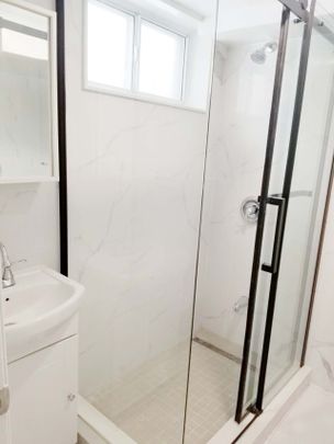 For Lease - 28 Castle Harbour Lane, Markham, Ontario - Photo 1