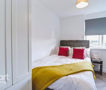 1 bedroom in a house share to rent - Photo 4