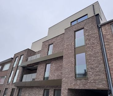 Appartement te huur - Photo 1