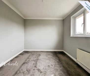 2 bedroom semi-detached house to rent - Photo 4