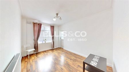 Carmel Court, HA9, London - Photo 2