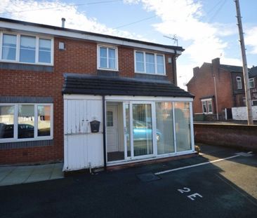 2 Bedroom Terraced House - Photo 6