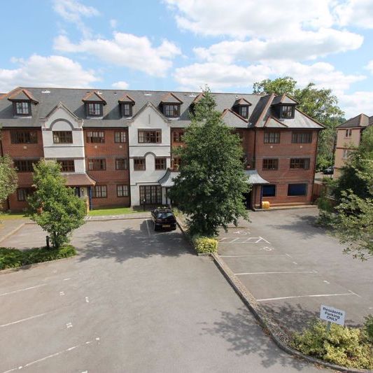 Surrey Cloisters Farncombe, Godalming - 1 bedroomProperty for lettings - Seymours - Photo 1