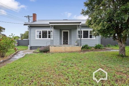 111 Marong Road Golden Square VIC - Photo 2