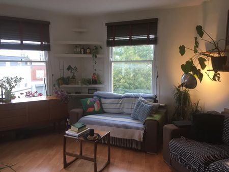 2 Bed Flat, Stockwell Road, SW9 - Photo 3