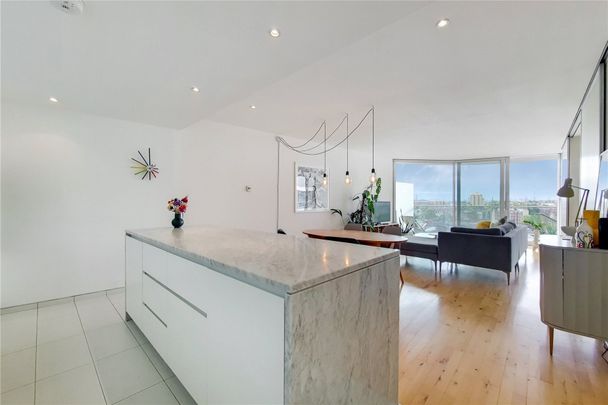 Hester Road, Battersea, London, SW11 flat to rent - Photo 1
