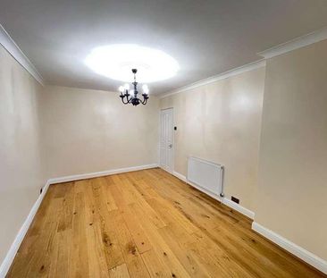 Great Cambridge Road, Enfield, EN1 - Photo 3