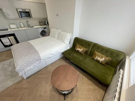 Studio to rent - Photo 3