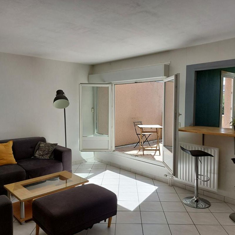 Location Appartement 5 pièces Meublé 94m² EVRY 91000 - Photo 1