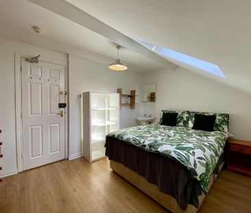 Donegall Road, Room 4, ROOM 5 All Bills Included, Belfast, BT12 5NA - Photo 2