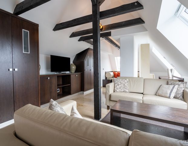 RIDA FLATS - D´DORF City! Charmante Wohnung in Top-Lage – Löffelfertig, mit Aufzug, Balkon und AC! - Foto 1