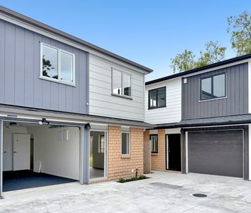 17C Martin Place, Kelston, Auckland - Photo 1