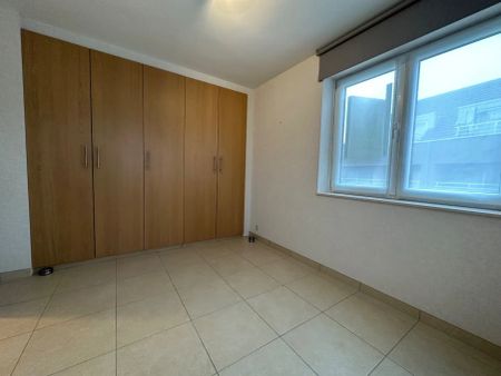 Appartement met 2 slaapkamers en garage te Ichtegem - Photo 2