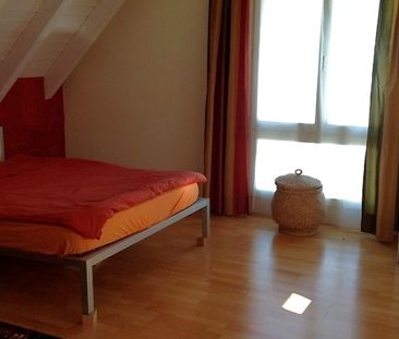 2 Zimmer-Maisonettewohnung in Stäfa (ZH), möbliert, auf Zeit - Photo 2