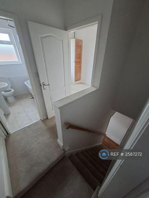 2 bedroom terraced house to rent - Photo 1