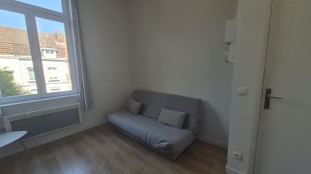 Location Appartement 1 pièce 15m² LILLE 59000 - Photo 2