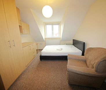 5 bedroom maisonette to rent - Photo 6