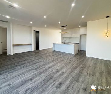 Brand new 4 bedroom coming available from Mid March - Photo 2