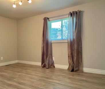 For Lease - 796 Arnold Crescent Unit# Main, Newmarket, Ontario - Photo 6