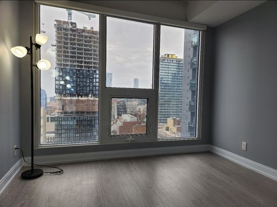 One bedroom condo Toronto - Photo 1