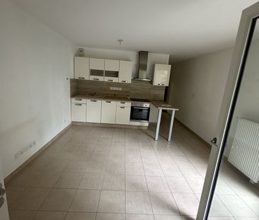 Location Appartement 2 pièces 38m² LE MEE SUR SEINE 77350 - Photo 1
