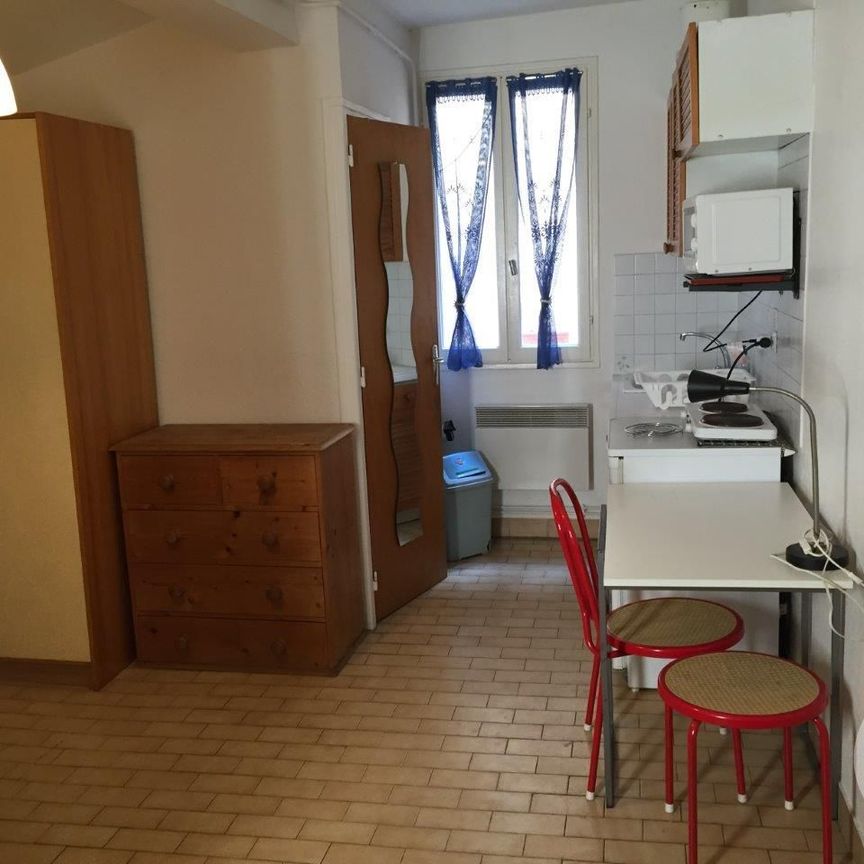 Location Appartement 1 pièce 18m² MONTPELLIER 34000 - Photo 1