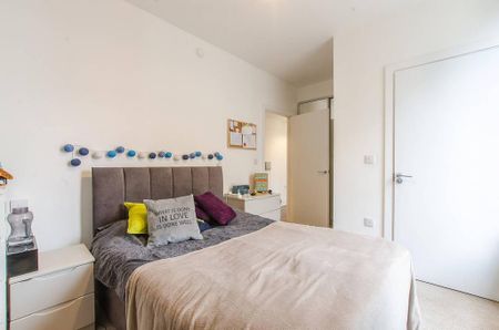 2 bedroom flat to rent - Photo 3