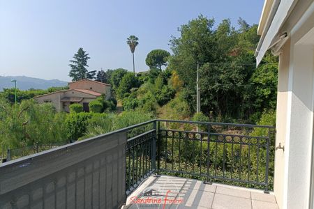 Trois pièces loué MEUBLE - Photo 3