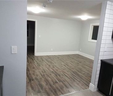 For Lease - 290 Eulalie Avenue Unit# Unit 2 (2nd Floor), Oshawa, On... - Photo 6