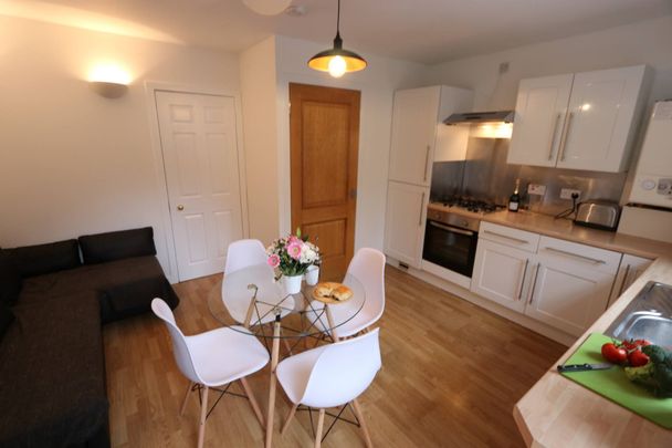 1099L Pleasance, Edinburgh, EH8 9RU - Photo 1