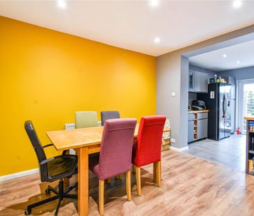 3 bedroom semi-detached house to rent - Photo 6