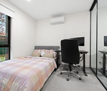 Stylish, Secure Living with the Tram at Your Doorstep - Photo 3