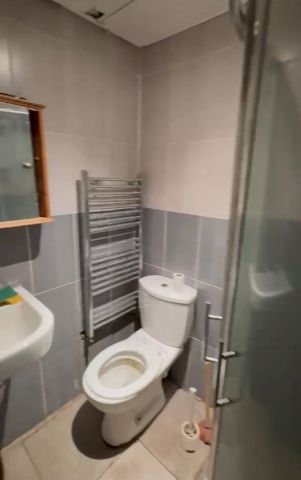 Room in a Shared House, Wembley Way, HA9 - Photo 3