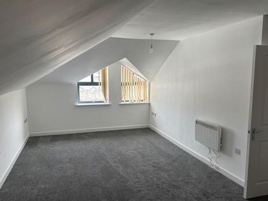 Harding House, Harding Street, Swindon, SN1 - Photo 1