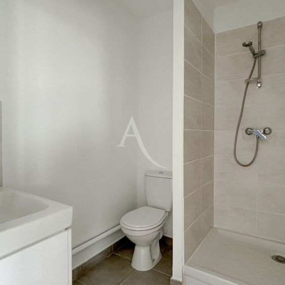 Location Appartement 26.8m² 1 pièce Fort de france - Photo 2