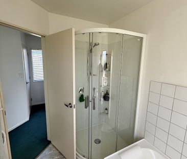 39 Bannister Avenue, Johnsonville - Photo 3