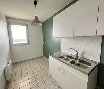 Location Appartement 2 pièces 51m² ORLEANS 45000 - Photo 2