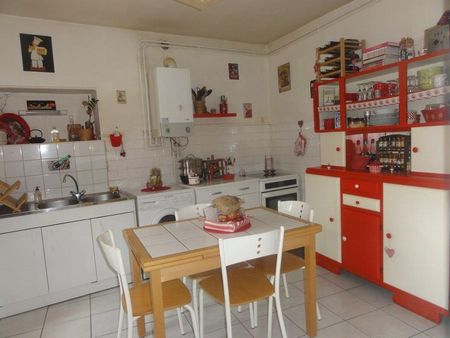 Location Appartement 2 pièces 53m² LE CREUSOT 71200 - Photo 2
